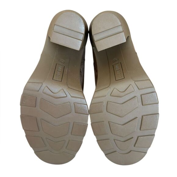 Nine West REAM 2 Chelsea Heeled Booties Natural Suede Block Round Toe Women’s 9 - Picture 9 of 12